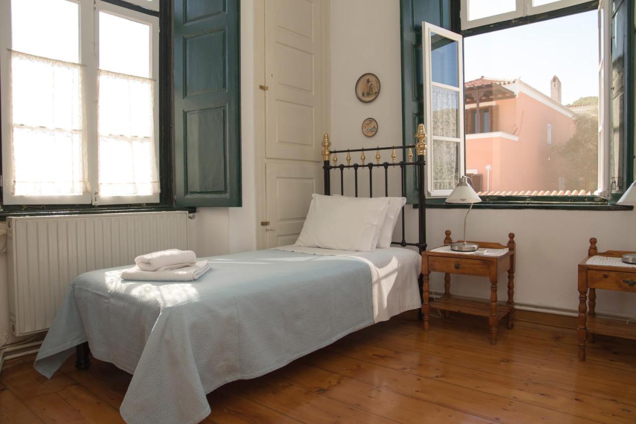 1861 Mansion Spetses Vila Exterior foto