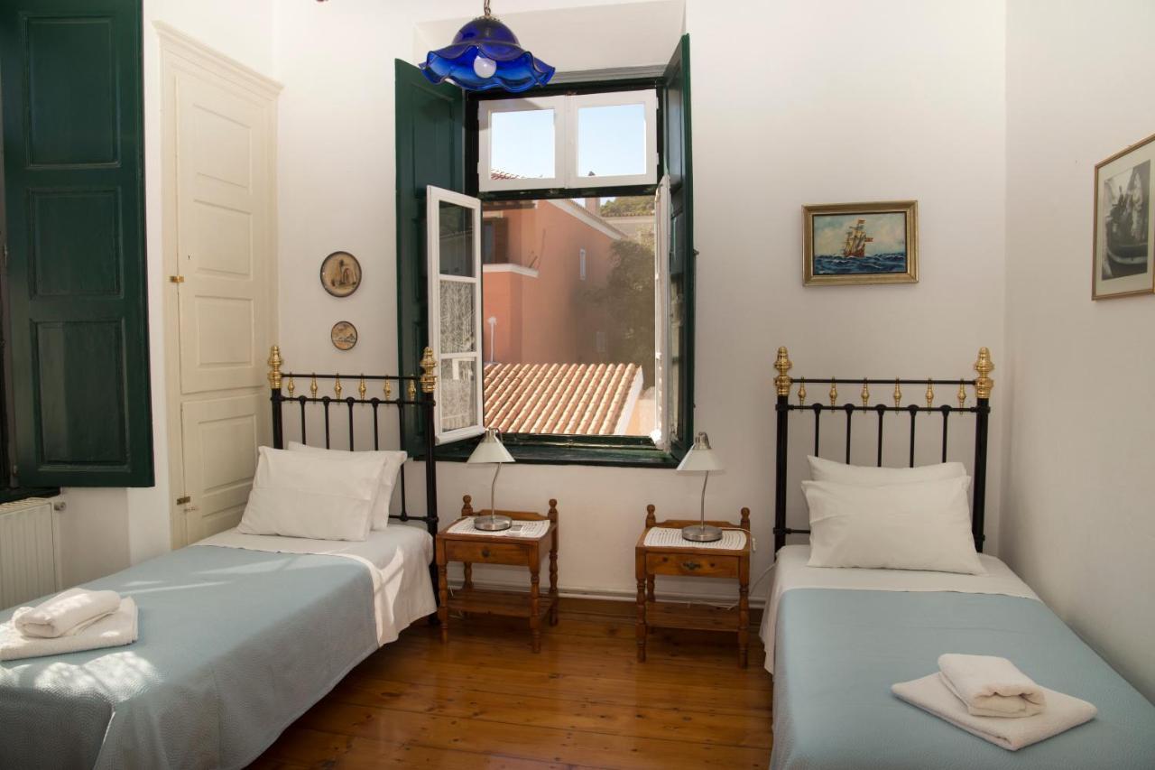 1861 Mansion Spetses Vila Exterior foto